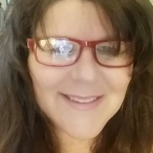 Meet your Posher, Deborah